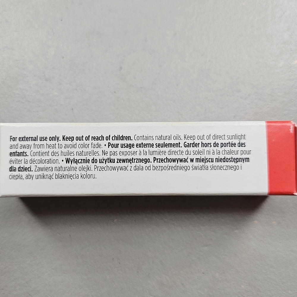 Arbonne Lip Oil Strawberry - Picture 6 of 6